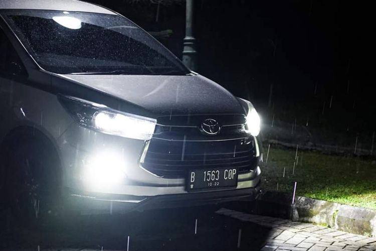 Fog lamp & headlamp dihidupkan bersamaan 