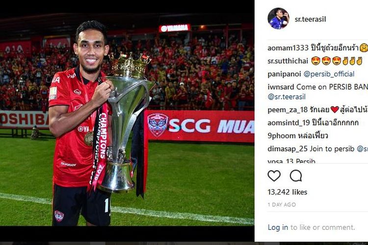 Teerasil Dangda mengunggah foto terbaru di akun Instagram-nya, yang langsung diserbu oleh komentar sejumlah bobotoh, yang menginginkan dia bergabung dengan Persib Bandung.
