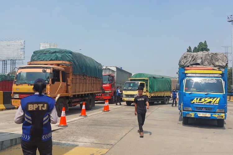 Jasa Marga menggelar operasi truk ODOL di ruas Tol Jakarta-Tangerang