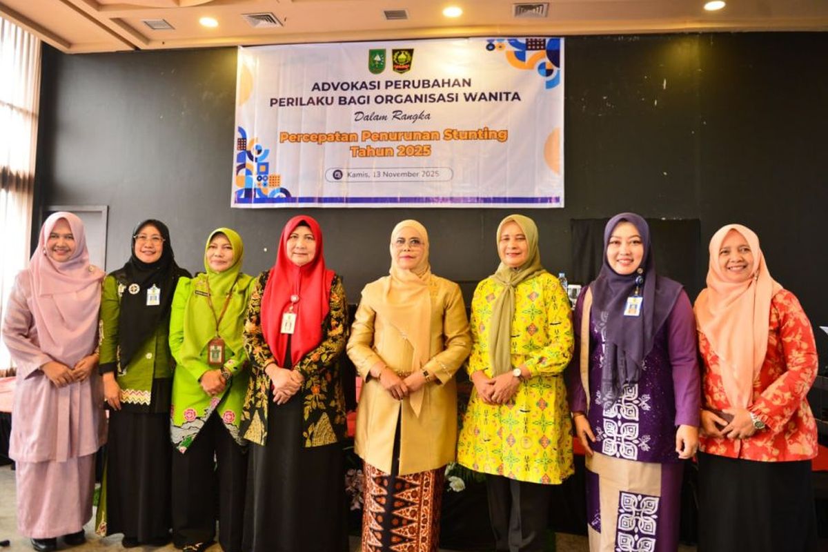 Peserta acara Advokasi Perubahan Perilaku Bagi Organisasi Wanita Dalam Rangka Percepatan Penurunan Stunting di Provinsi Riau Tahun 2025 di Hotel Bono Pekanbaru.