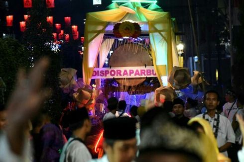 Pawai Beduk dan Petromak Semarakkan Ramadhan di Purwakarta