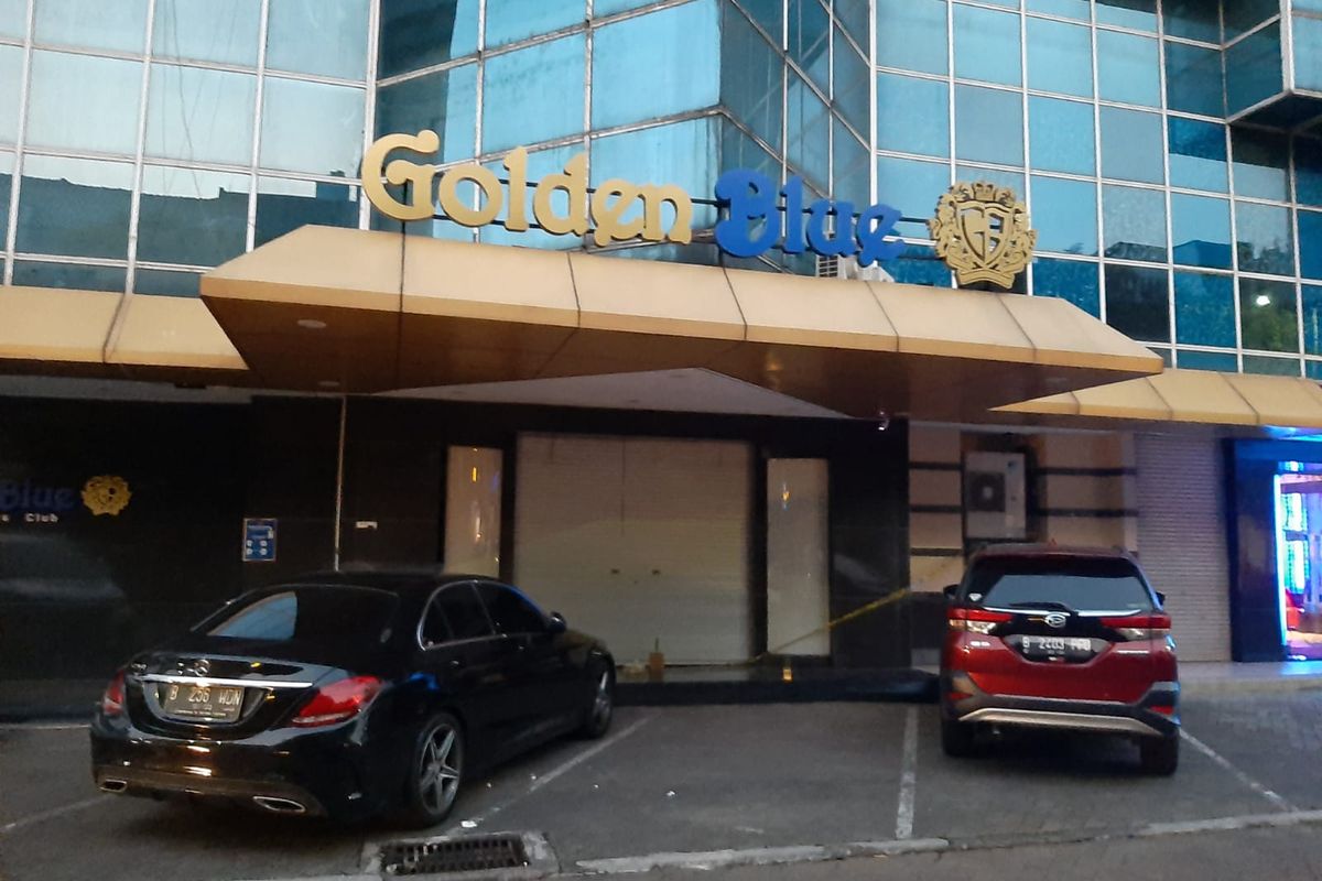 Tempat karaoke Golden Blue di samping Polres Metro Jakarta Selatan tepat di dalam Grand Wijaya Center, Pulo, Kebayoran Baru, Jakarta Selatan pada Jumat (10/9/2021) sore.