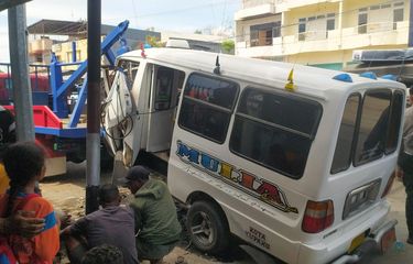 Fakta Kecelakaan Angkot Vs Motor Tewaskan 4 Orang di Kupang, Sopir ...