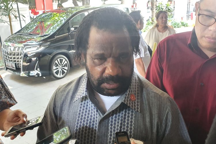 Staf Khusus Presiden untuk Papua, Lenis Kogoya