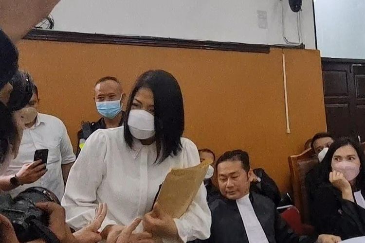 Terdakwa kasus pembunuhan berencana Brigadir J atau Nofriansyah Yosua Hutabarat, Putri Candrawathi di PN Jaksel, Jakarta, Selasa ( 8/11/2022).