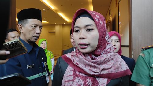 Sebut Ingin Lanjutkan Pembangunan, Inkumben Bupati Demak Daftar di 3 Parpol Ini