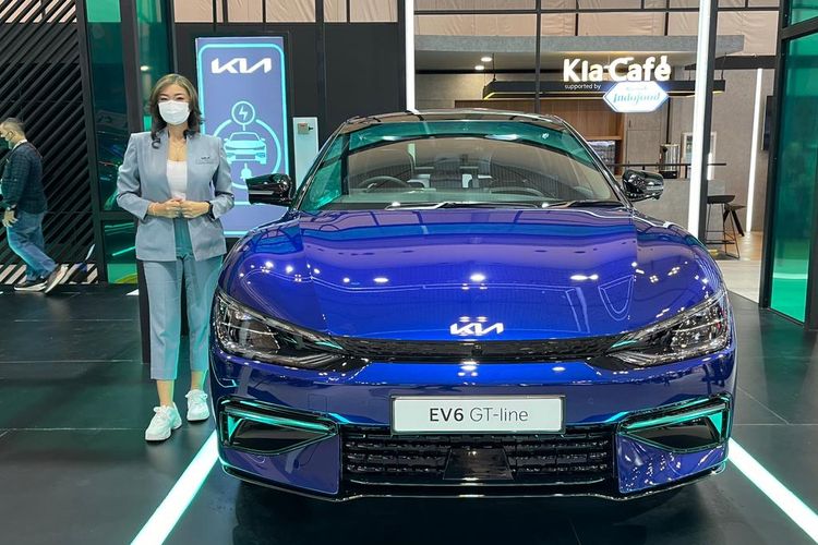 Mobil listrik Kia EV6 GT-Line hadir di GIIAS 2022