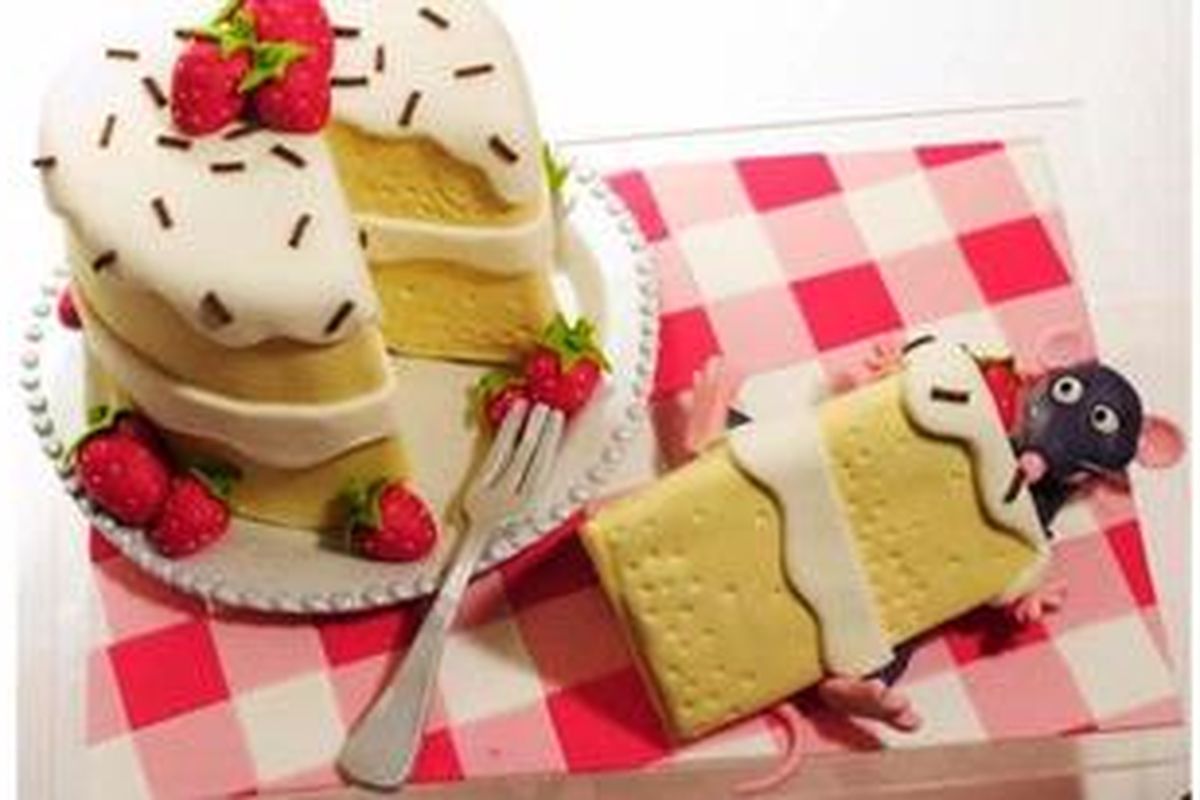 Karena kerumitan dalam pembuatannya, sah-sah saja jika pembuat sculpted cake mematok harga tinggi. 