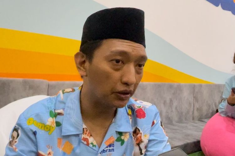Arief Rosyid mengaku tidak memiliki maksud khusus dalam memilih kantor sekretariat yang lokasinya berdekatan dengan Kantor Dewan Pimpinan Pusat (DPP) PDI-P, Menteng, Jakarta Pusat, Minggu (26/11/2023).