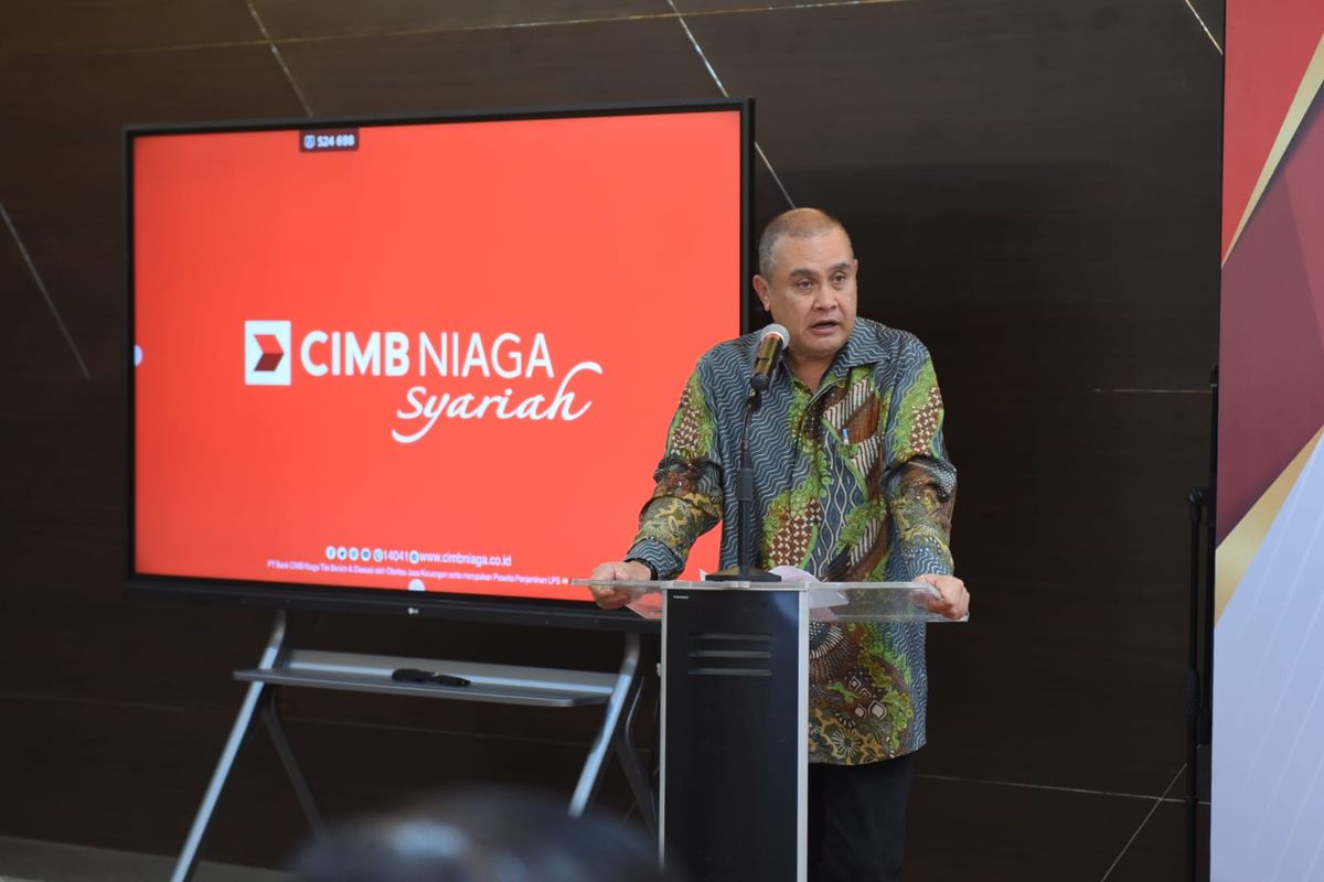 Direktur Syariah Banking CIMB Niaga Pandji P. Djajanegara dalam soft launching progam Pengentasan Stunting dan Kemiskinan Ekstrem. 