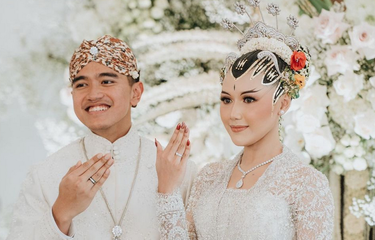 Kaesang Pangarep dan Erina Gudono memakai cincin kawin bertabur puluhan berlian termasuk berlian hitam