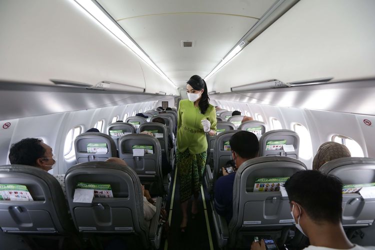 Penerbangan perdana pesawat Citilink rute Jakarta ke Bandara Ngloram, Cepu, Jawa Tengah, Jumat (26/11/2021).