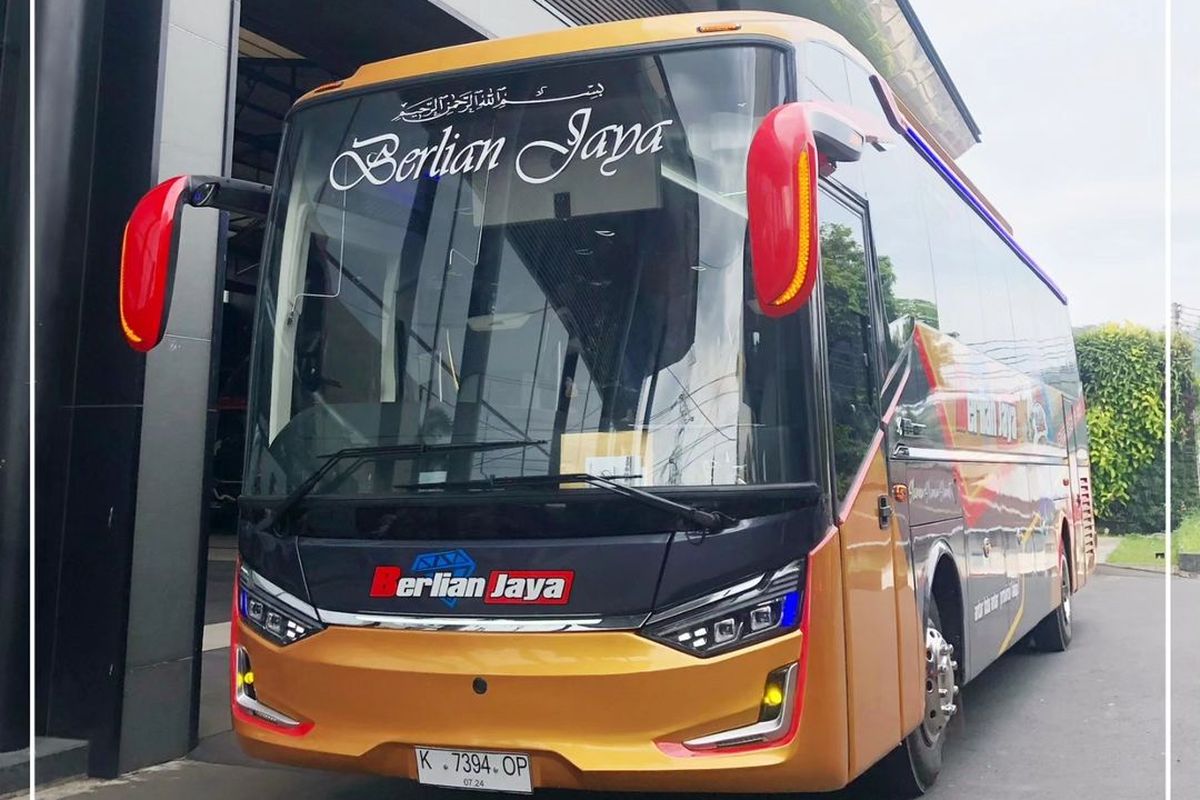 Bus baru PO Berlian Jaya