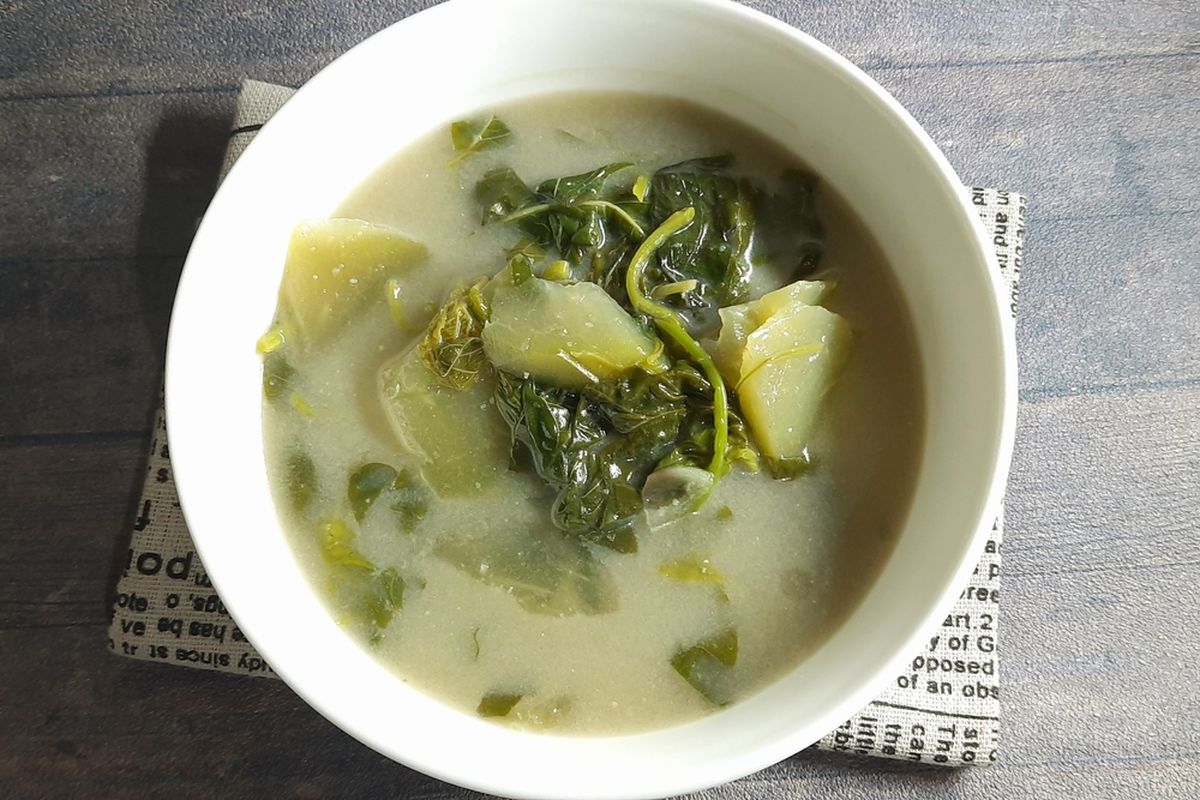 Ilustrasi sayur bobor bayam.