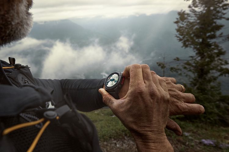Garmin Fenix 8 MicroLED resmi rilis di Indonesia, Senin (21/10/2025)