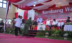 Bupati Klaten Dengar Curhatan Warga soal Jalan Rusak Imbas Proyek Tol