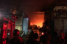 Gudang Rongsokan di Kota Madiun Ludes Terbakar