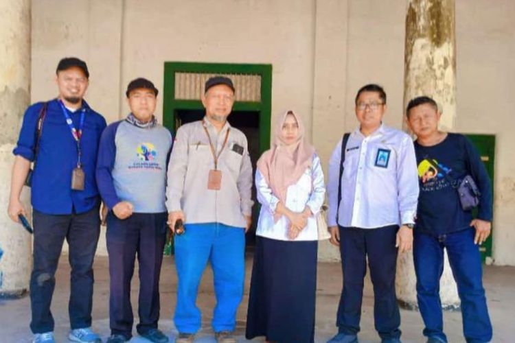 Kunjungan Kemdikbudristek RI dilarang masuk di Cagar Budaya Kantor Dinas Residen Besuki oleh kepolisian pada Rabu (23/10/2024).