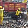 Gulungan Kulit Kabel di Gorong-gorong Jadi Salah Satu Penyebab Banjir