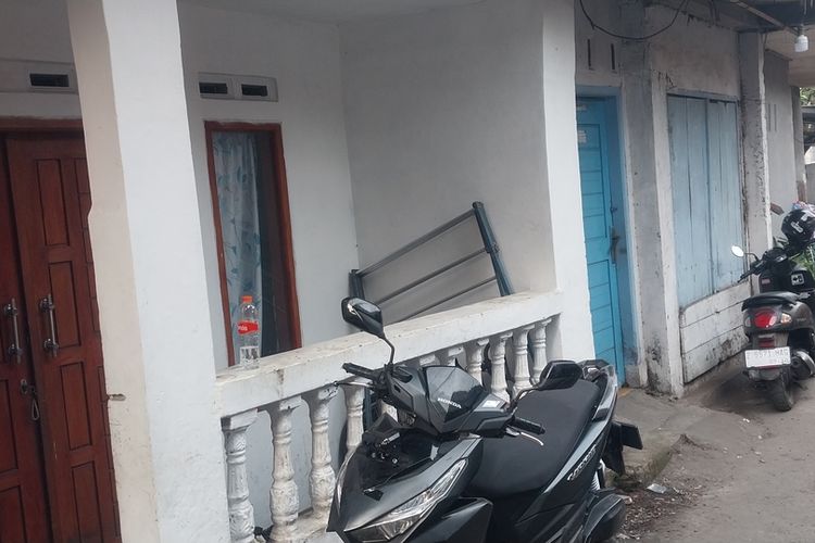 Geledah Kontrakan Pelaku Ledakan di Tasikmalaya, Polisi Sita Buku Jihad dan Senapan Angin