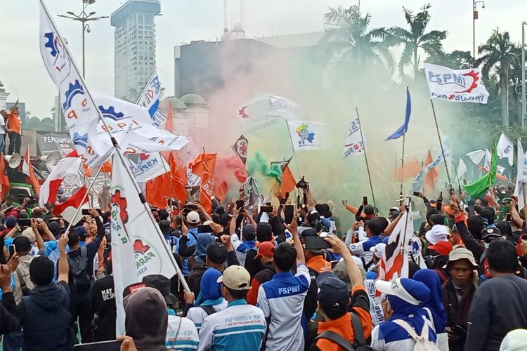 RUU Pelindungan Ketenagakerjaan: Nama Baru, Paradigma Baru?