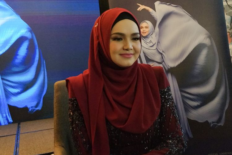 Penyanyi asal Malaysia, Siti Nurhaliza dalam jumpa pers di Raffles Hotel, Kuningan, Jakarta Selatan, Rabu (30/1/2019).