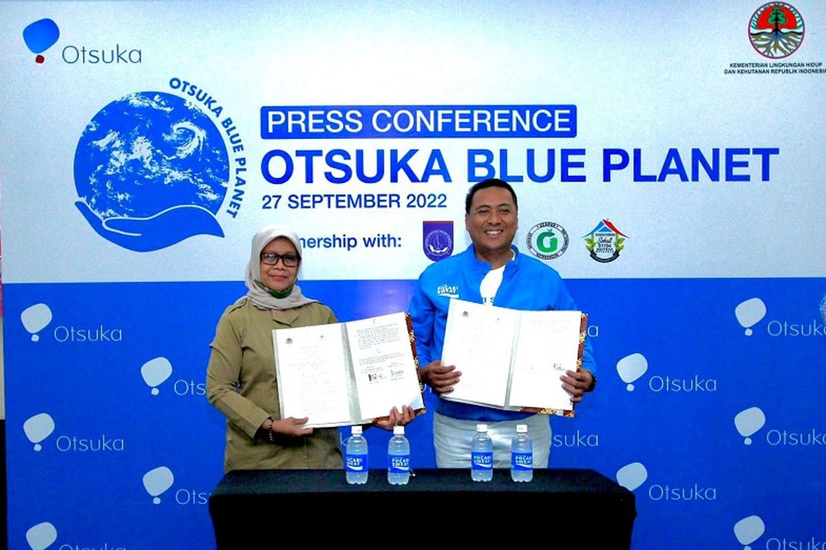 PT Amerta Indah Otsuka menyelenggarakan Otsuka Blue Planet dalam upaya mendukung Kementerian Lingkungan Hidup dan Kehutanan (KLHK) untuk mengurangi sampah. 