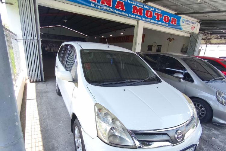 Mobil bekas di Bina Motor Klaten