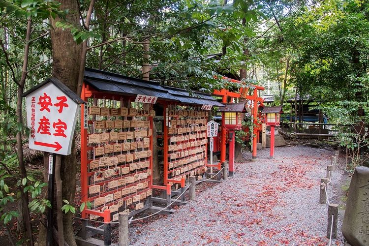 Ilustrasi Plakat Ema di Kuil Nonomiya, Kyoto, Jepang.