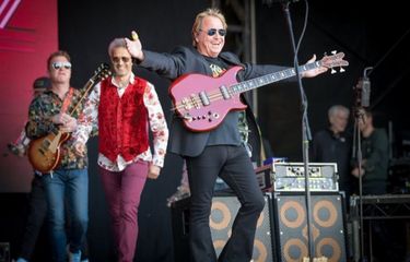 Lirik dan Chord Lagu Something About You, Singel Hits dari Level 42