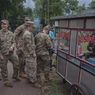 Cerita di Balik Foto Tentara Amerika Antre Makan Baso Tahu Abang-abang Pinggir Jalan, Bayar Pakai Dollar