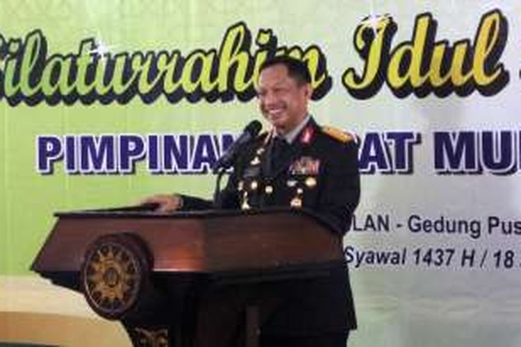 Kapolri Jenderal (Pol) Tito Karnavian saat menghadiri acara silaturahim Idul Fitri 1437 H Pimpinan Pusat Muhammadiyah di Aula KH. Ahmad Dahlan, Gedung Pusat Dakwah Muhammadiyah, Jakarta Pusat, Senin (18/7/2016).