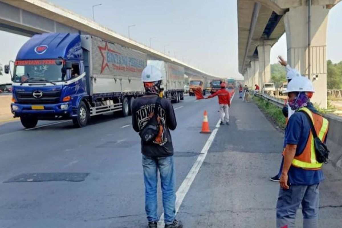  Titik perbaikan jembatan di Ruas Jalan Tol Jakarta-Cikampek. 