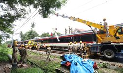 Hampir 8 Jam Pemulihan, Lintas Rawabuaya–Batuceper Kembali Dibuka Bertahap