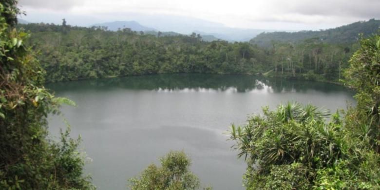 Danau Ranamese di Ruteng, Nusa Tenggara Timur.