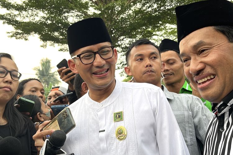 Ketua Badan Pemenangan Pemilu (Bapilu) Partai Persatuan Pembangunan (PPP) Sandiaga Uno saat ditemui di rumah mantan Bupati Bogor, Rachmat Yasin, Sabtu (22/7/2023) 