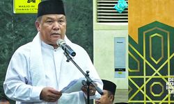 Berbagi di Bulan Suci, Pj Gubernur Riau Siapkan 5.000 Paket Buka Puasa di Masjid Raya An Nur