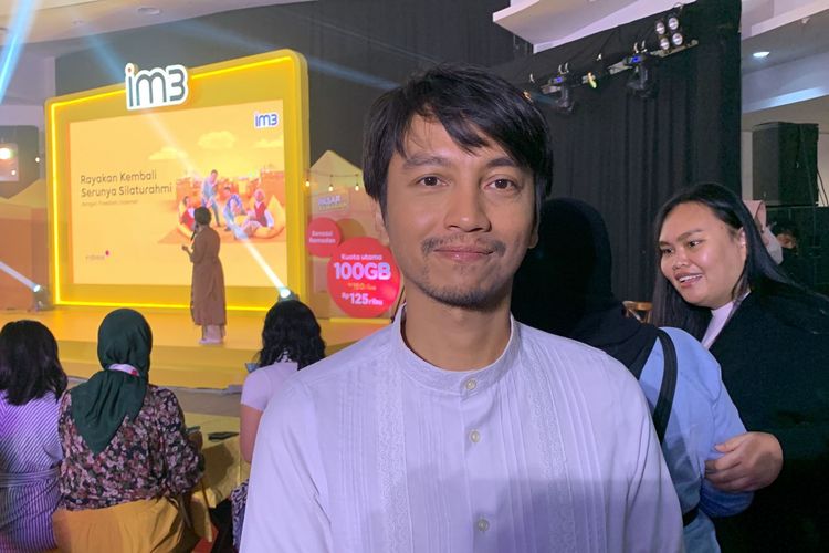 Penyanyi Fiersa Besari saat ditemui dalam perilisan singel Kembali Untuk Mengulang di kawasan Thamrin, Jakarta Pusat, Selasa (14/3/2023).