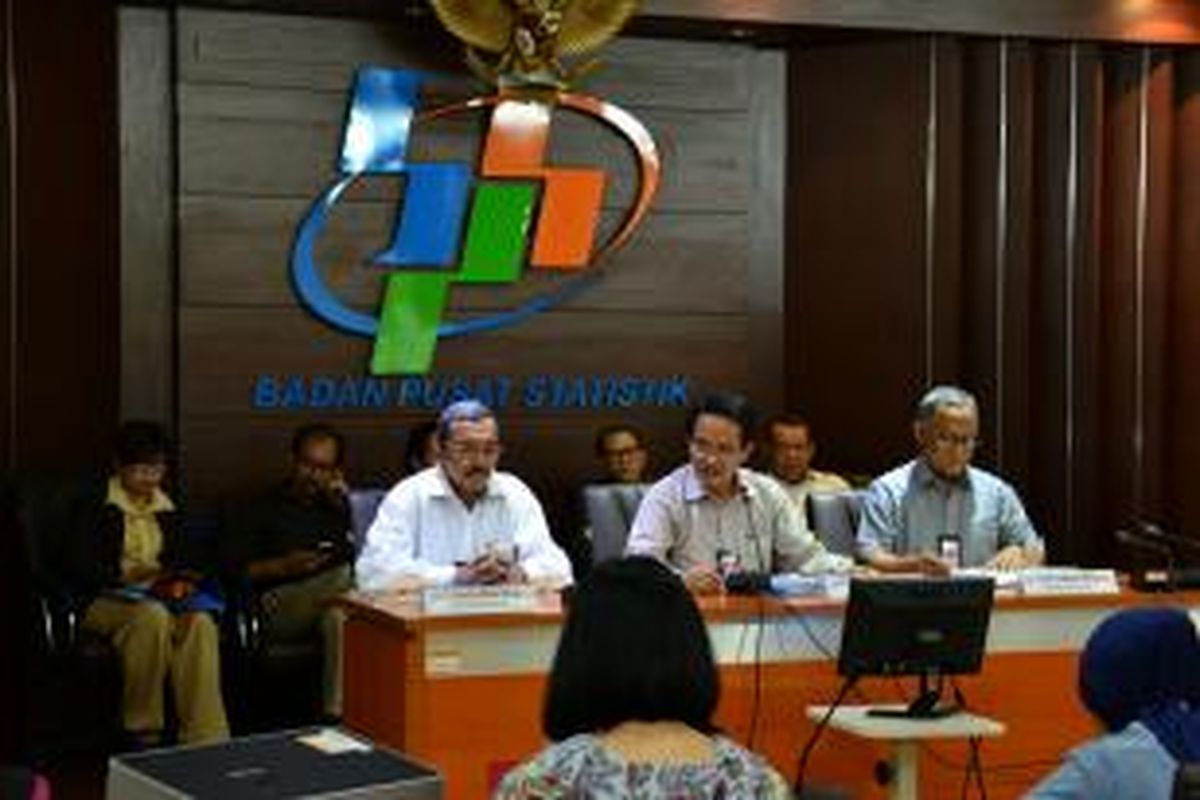 Kepala BPS Suryamin di kantor BPS Jakarta, Rabu (1/7/2015).