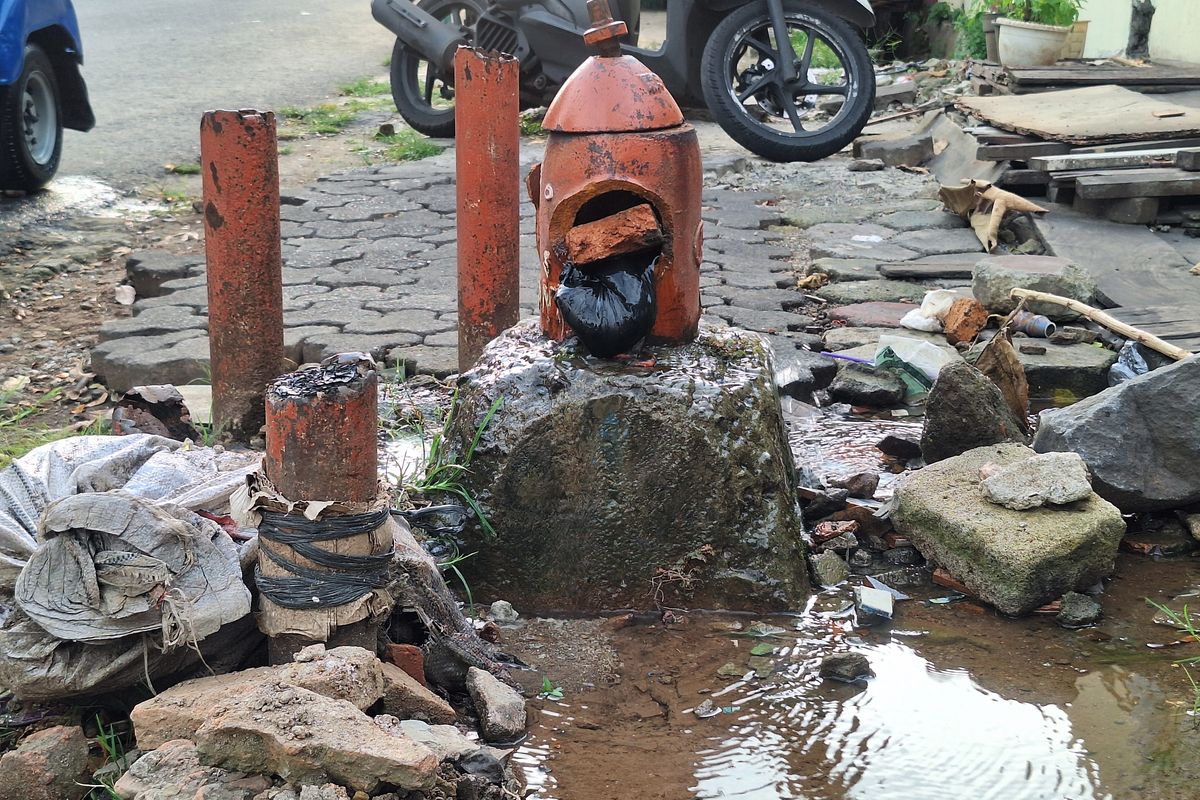 Hidran di Bukit Duri Bocor, Diduga Sudah Berhari-hari