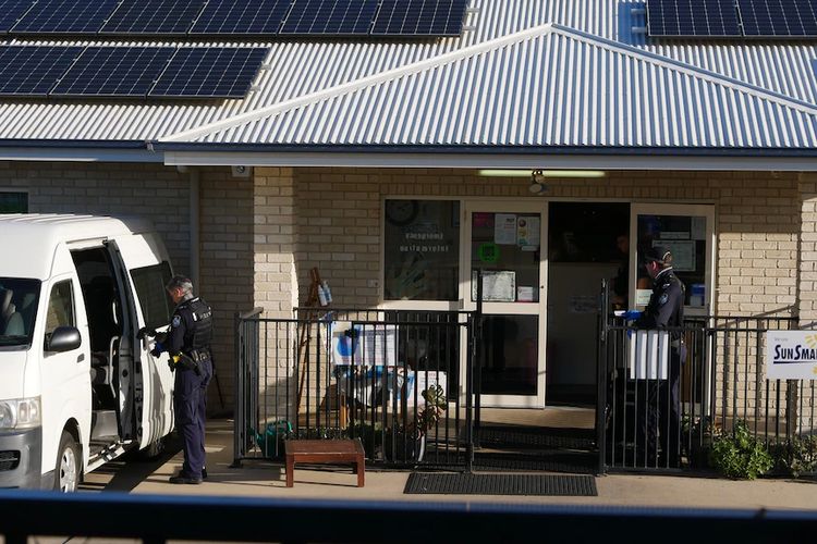 Polisi menetapkan Tempat Penitipan Anak Le Smileys sebagai TKP setelah seorang balita kritis akibat ditinggal dalan bis sekolah selama enam jam.