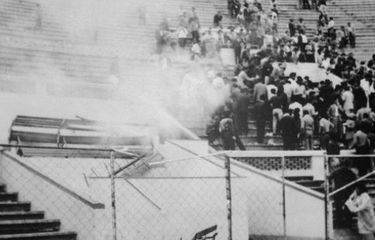 The Estadio Nacional Disaster yang menewaskan lebih dari 300 orang di Lima, Ibu Kota Peru 24 Mei 1964. 