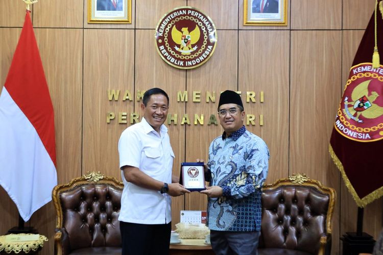 Rektor UI Temui Wamenhan, Bahas Kelas Khusus Internasional FISIP