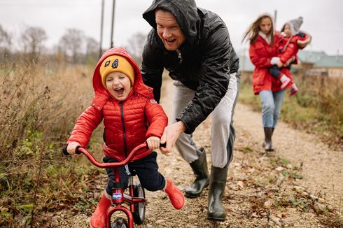 Simak, Berbagai Gaya Parenting yang Buat Anak Belanda Paling Bahagia