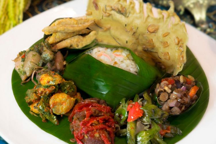 Nasi Kecombrang, hidangan khas dari Hotel Gran Mahakam, Jakarta