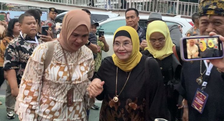 Eks Menkes Siti Fadilah Jadi Salah Satu Ketua Tim Pemenangan Dharma-Kun