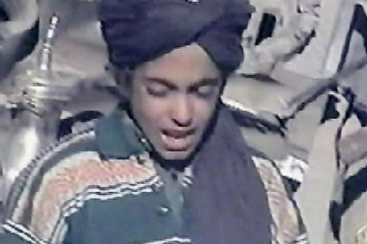 Hamza bin Laden diperkirakan lahir di Jeddah, Arab Saudi, pada 1989. 