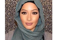 Wanita Muslim Terpilih sebagai Duta Kosmetik asal Amerika Serikat 