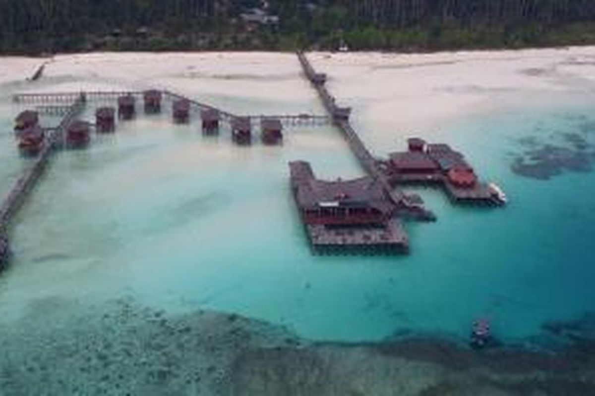 Suasana penginapan di Maratua, Kalimantan.