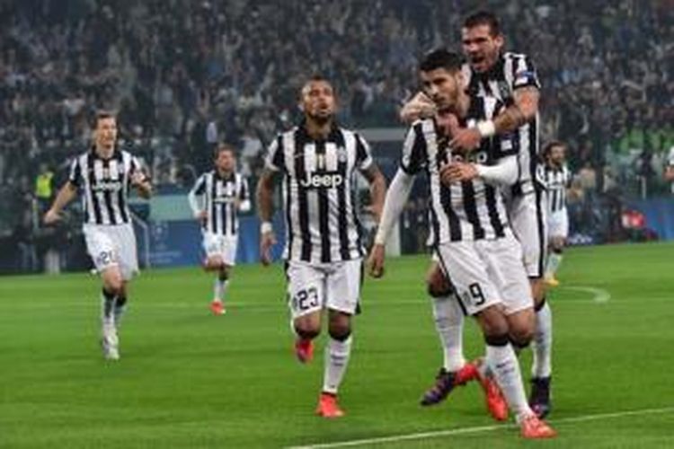 Ekspresi penyerang Juventus, Alvaro Morata, seusai membobol gawang Real Madrid, pada pertandingan pertama semifinal Liga Champions, di Juventus Stadion, Selasa (5/5/2015). 